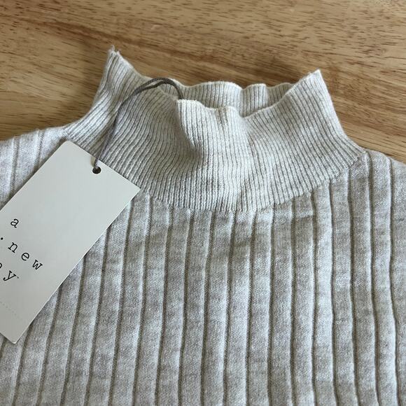 A New Day Women's Oatmeal Mock Turtleneck Ribbed Sweater - Size XS - NWT - Picture 3 of 8